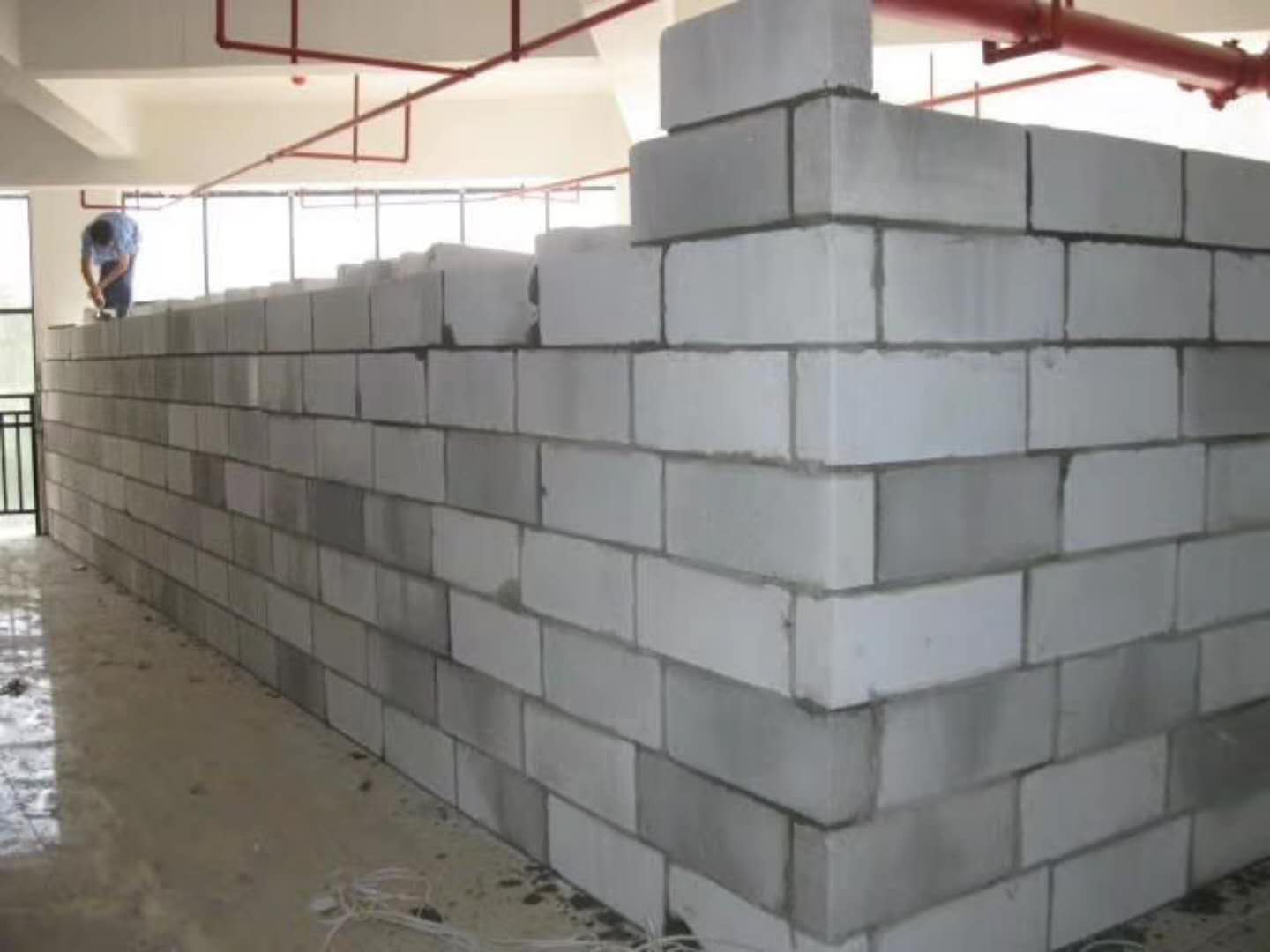 稷山蒸压加气混凝土砌块承重墙静力和抗震性能的研究